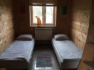 Проживание в семье Zagroda Chryszczata Smolnik Двухместный номер с 2 отдельными кроватями и ванной комнатой-2
